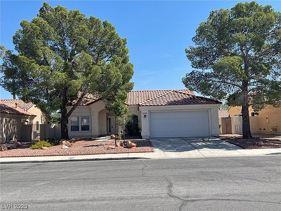 4th image of 4520 Crimson Leaf Dr