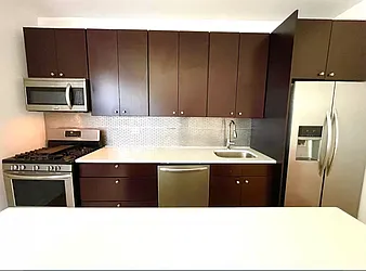 Rented by R New York