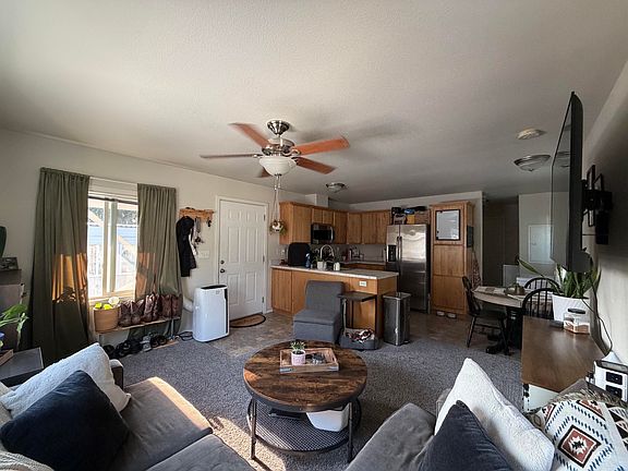 3rd image of 813 Warner Ave APT 10
