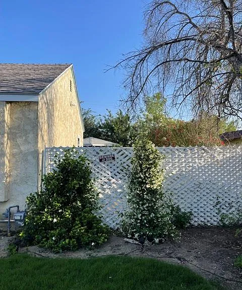 15252 Devonshire St — Photo 28