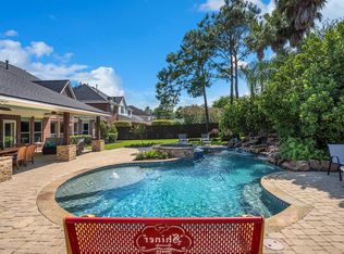 8318 Heatherland Dr, Spring, TX 77379