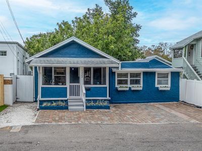 1222 Highland Ct N, Saint Petersburg, FL, 33701