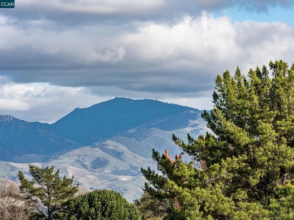 116 Haslemere Ct, Lafayette, CA 94549