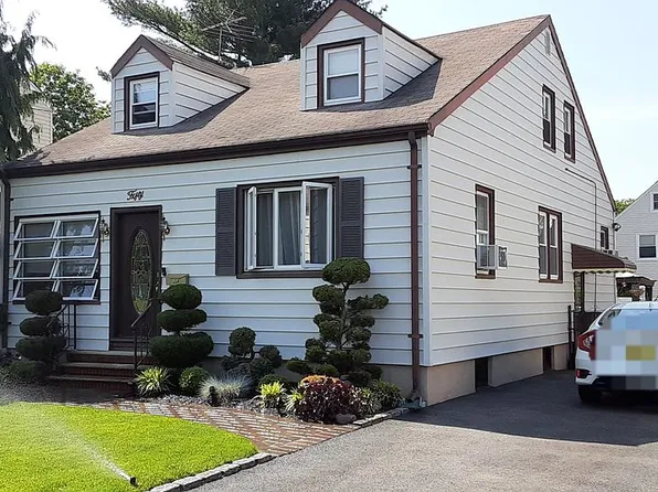 50 Melrose Ter, Linden, NJ 07036