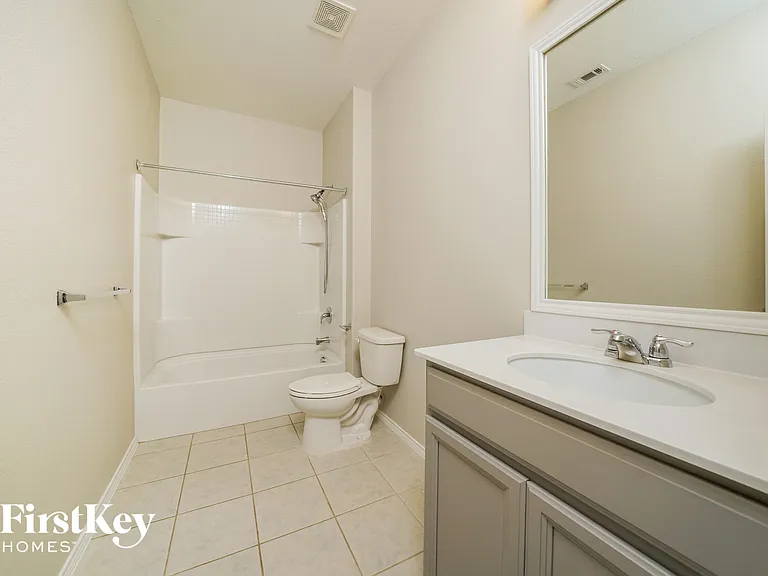 713 Jonius Creek Dr — Photo 13