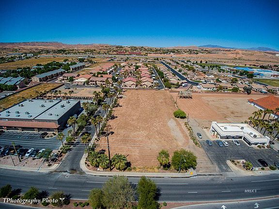 3rd image of 511 W Mesquite Blvd