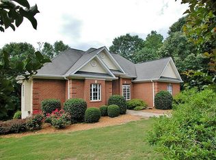 5941 Nachoochee Trl, Flowery Branch, GA 30542