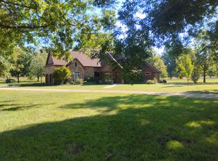 759 N 4250th Rd, Hugo, OK 74743
