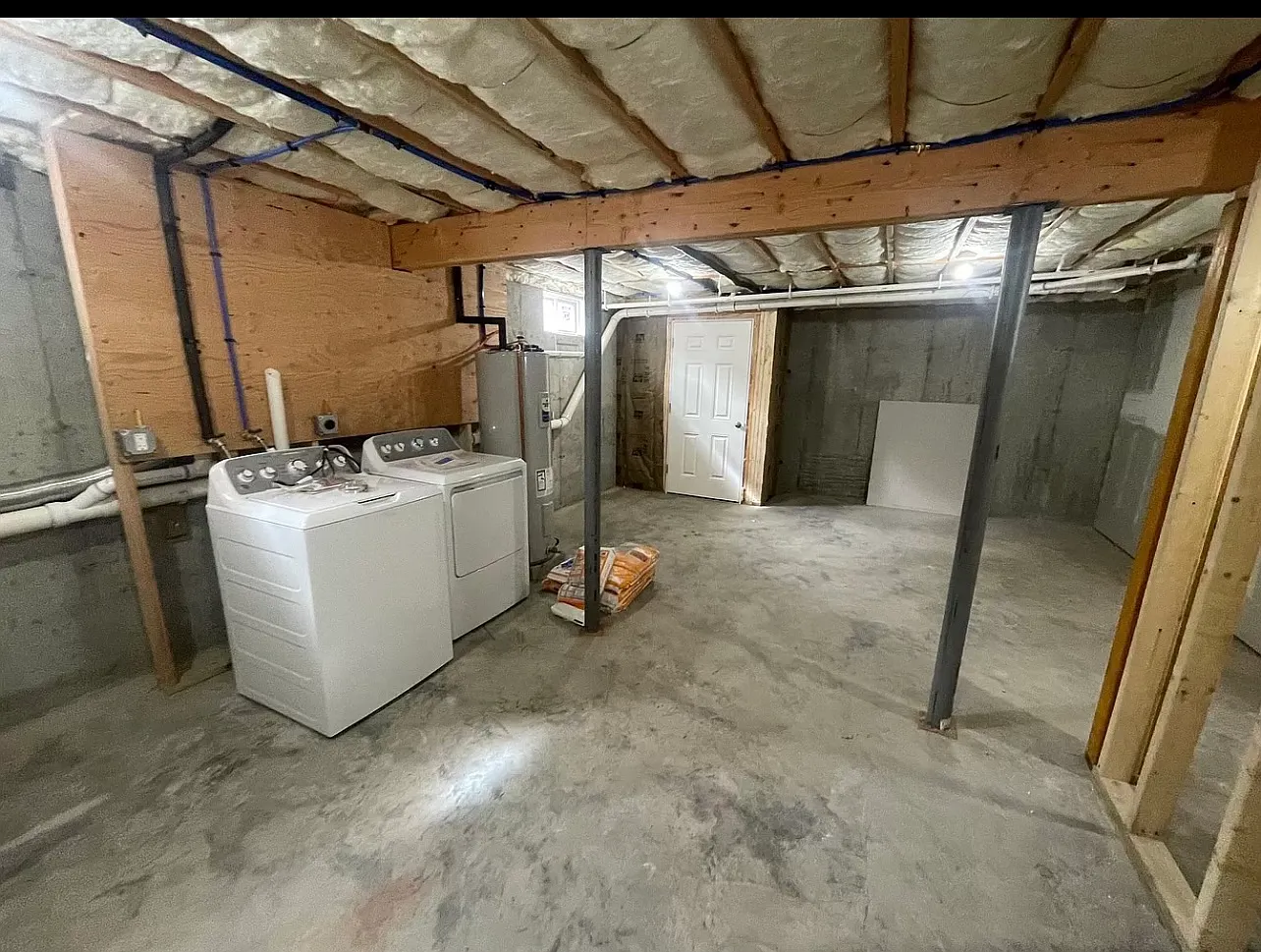 2 bed, 1.5 bath, 1080 sqft, $2,000 — Photo 3
