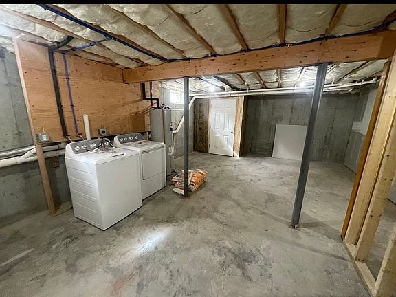 3rd image of 60-62 White Rock Rd