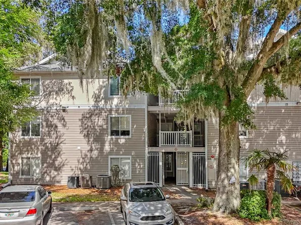 4000 SW 23rd St APT 2-203, Gainesville, FL 32608