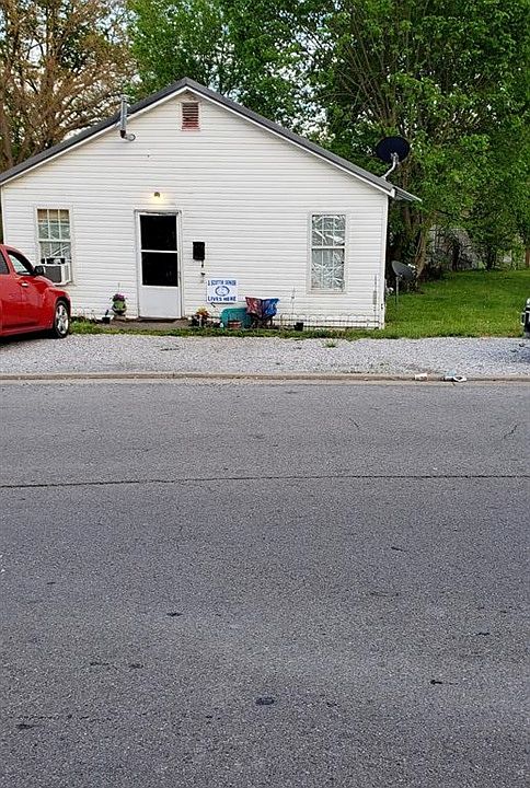 1st image of 412 Humble Ave