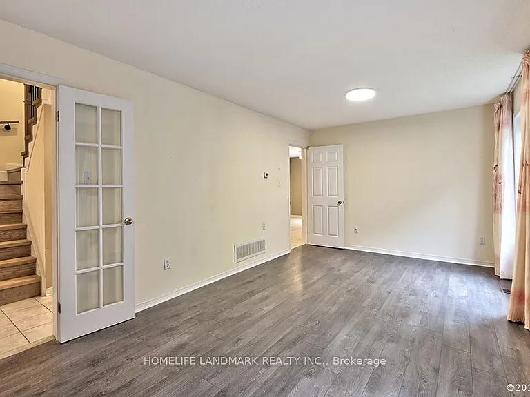 149 Shepton Way — Photo 3