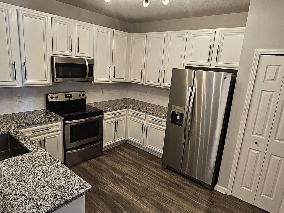 1st image of 4935 Islamorada Ln #207
