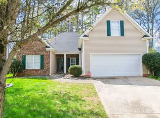 4004 Asher Ct, Charlotte, NC 28215