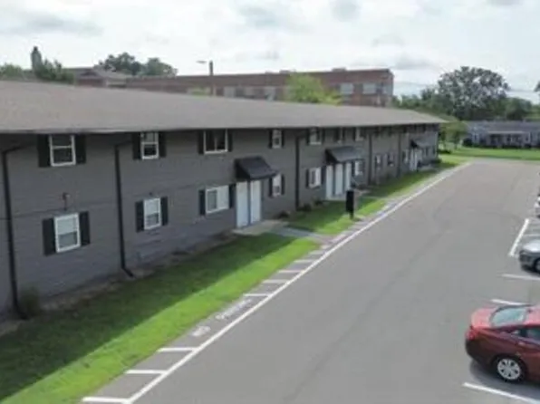 2215 Washington Pike APT 14, Knoxville, TN 37917