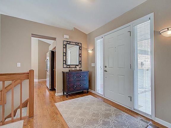 3rd image of 3335 Olive Ln N