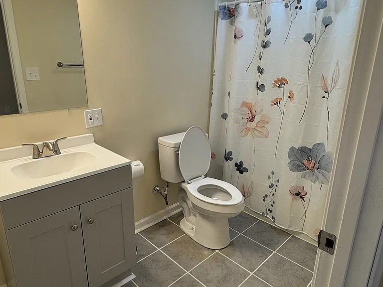 1810 Broadway St #108 — Photo 25