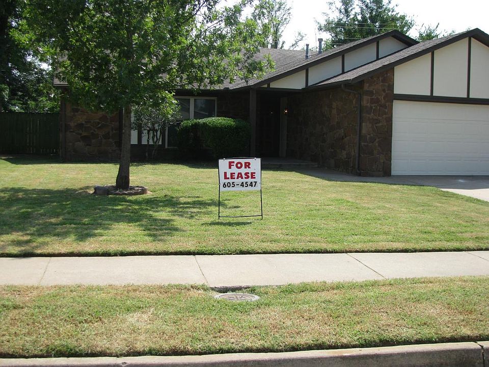 Front of House For Lease