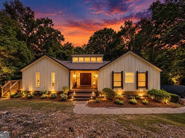 575 Periwinkle Dr, Roswell, GA 30075