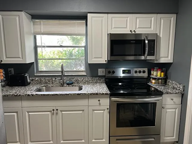 2300 W Cannon Ter NW #D — Photo 3