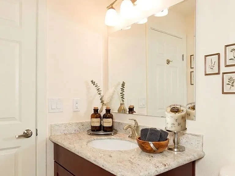 Minor Tower Apartments - Located in Eastlake — Photo 7