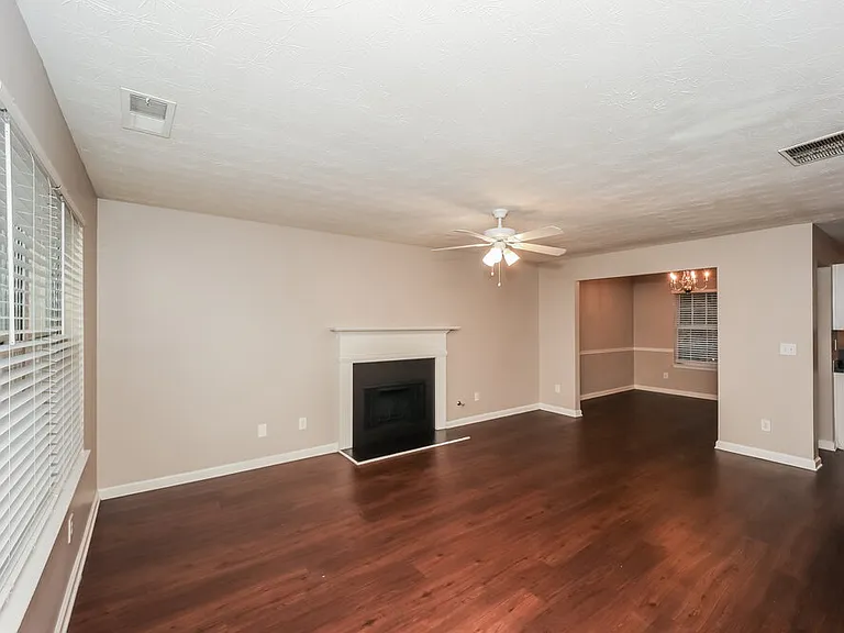 3234 Diamond Blf — Photo 6