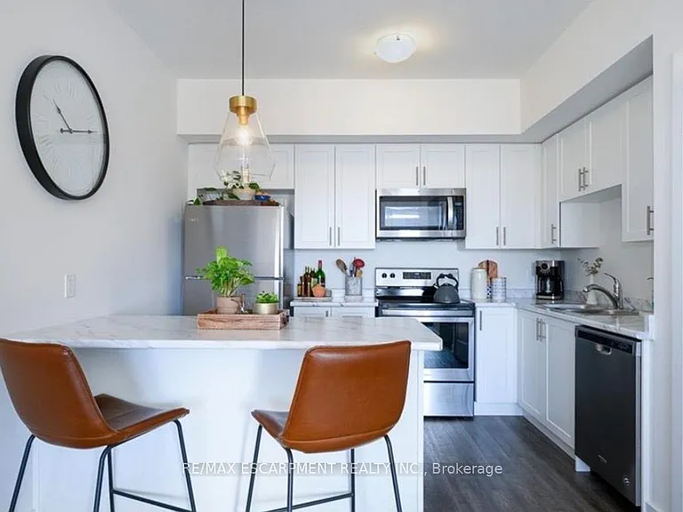 261 Skinner Rd #14 — Photo 3