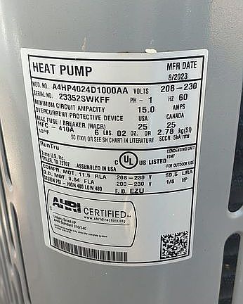 3rd image of 1235 N Main St