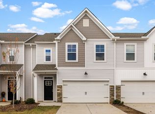 4 Sabine Leaf Ct, Greer, SC 29650