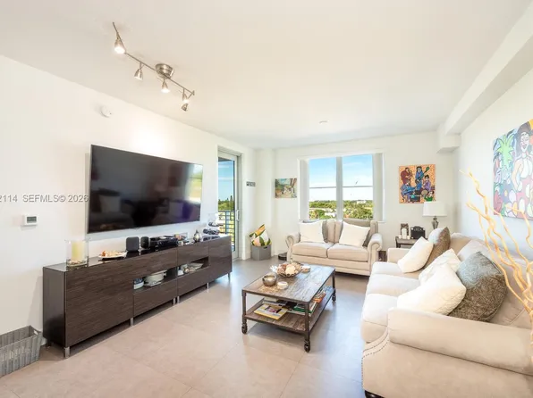 1830 Radius Dr APT 709, Hollywood, FL 33020