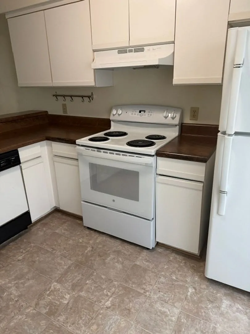 Seawinds/Captains Walk Condos — Photo 4