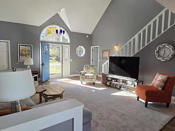 5th image of 2344 Pleasant Hill Dr