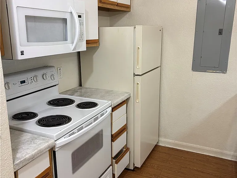 515 Parkway #103 — Photo 6
