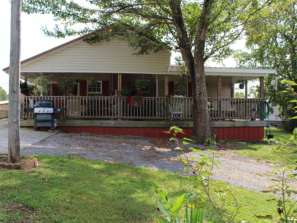 1st image of 636 Old Tellico Hwy
