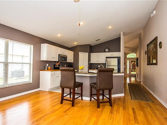 4th image of 19024 Weatherstone Dr
