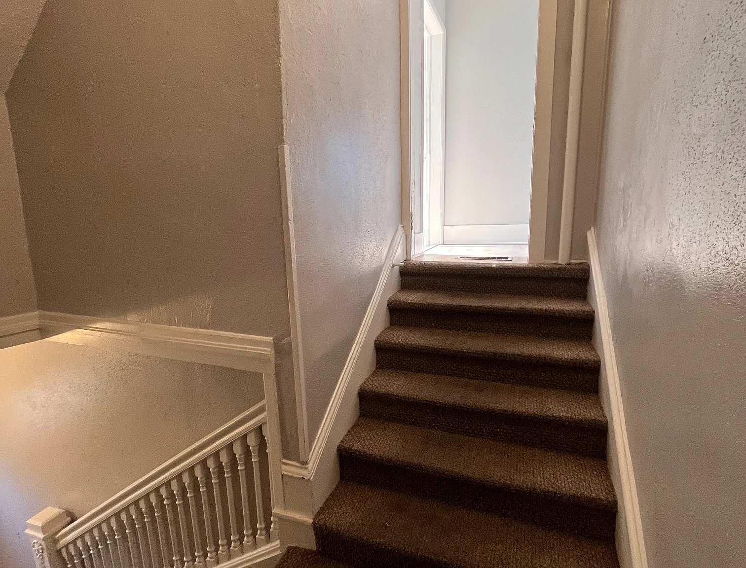 548 Riehl St - 2 (wa... — Photo 2