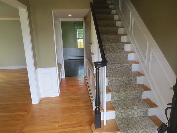 3rd image of 3709 Rockwood Dr