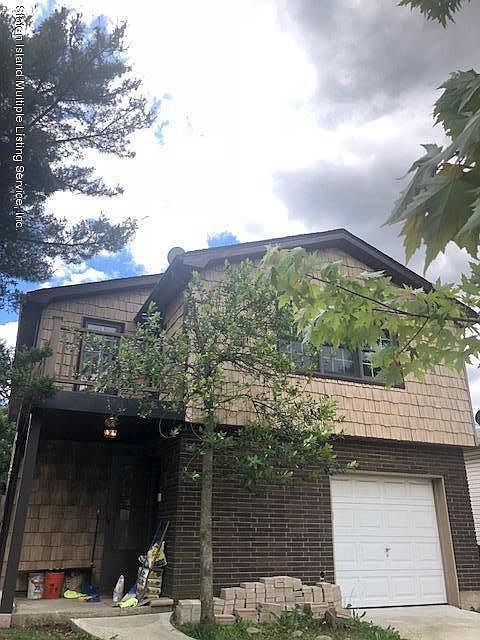 1st image of 12 E Figurea Ave