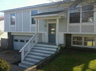 2922 Hampshire Blvd SE, Grand Rapids, MI 49506