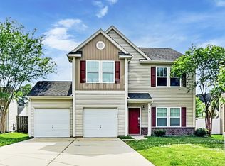9611 Cayenne Dr, Charlotte, NC 28214