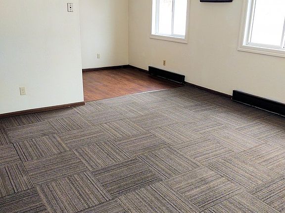 2nd image of 504 9th St #18018573