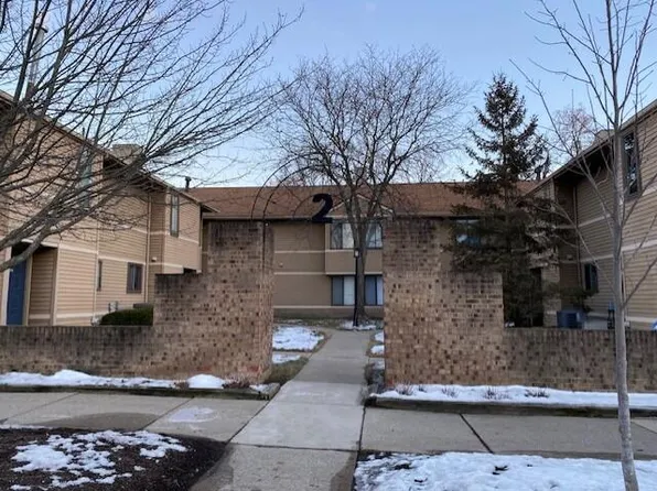 200 Briarcrest Dr Unit 120, Ann Arbor, MI 48104