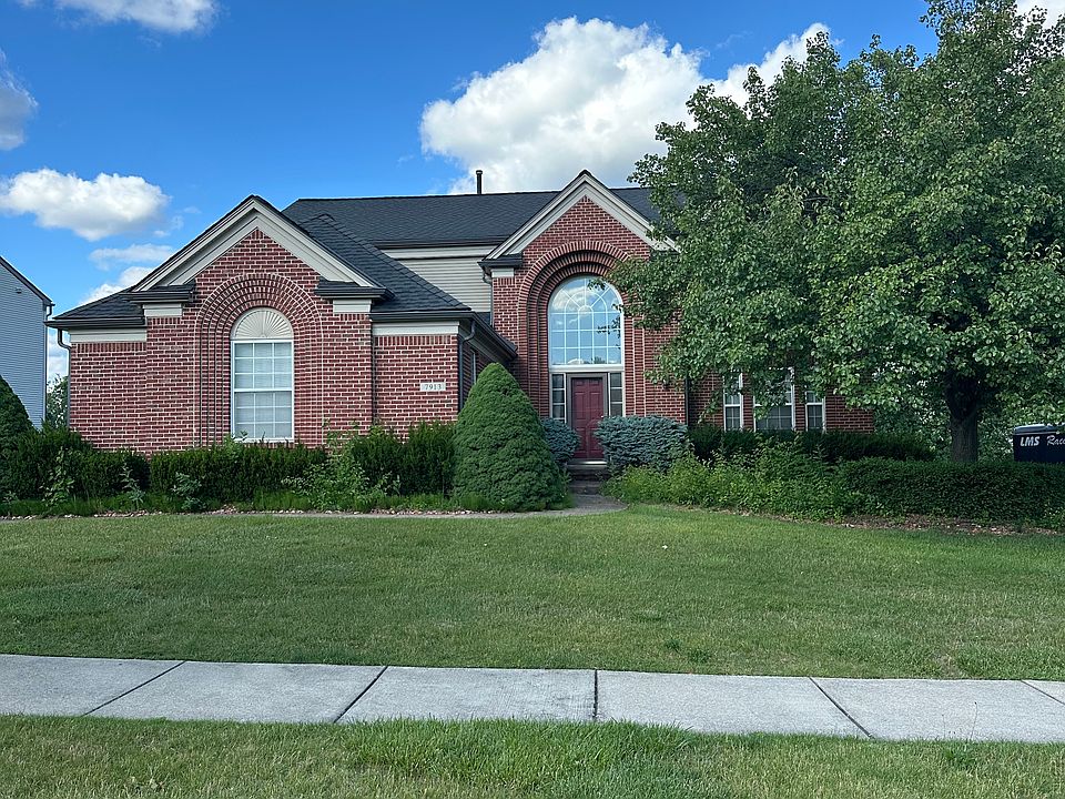 1st image of 7913 Creek Bend Dr