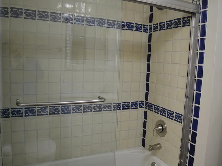 385 S Stone Ave #2102 — Photo 7