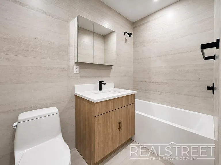 1280 Prospect Pl #3 — Photo 4