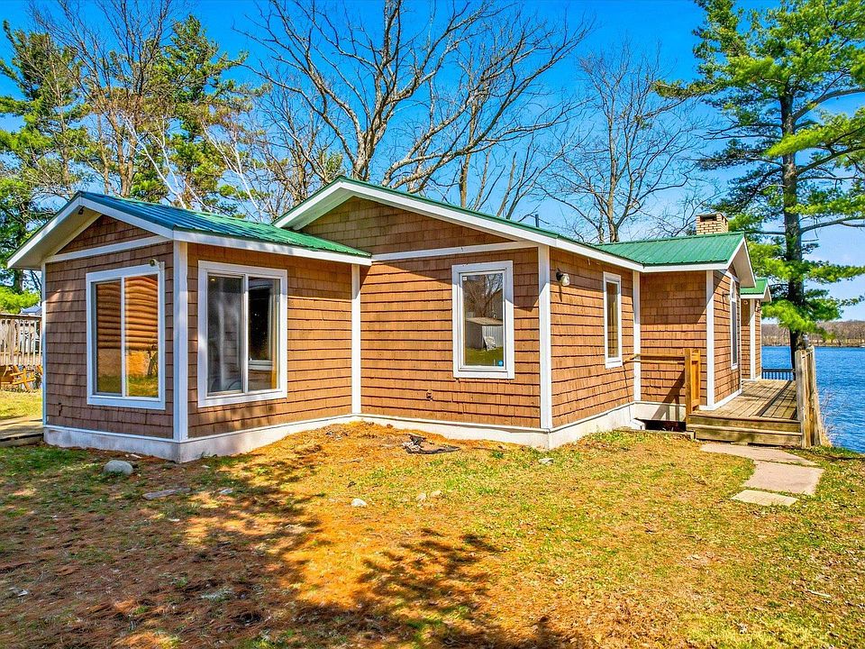 1st image of 17678 Edgewater Rd NE