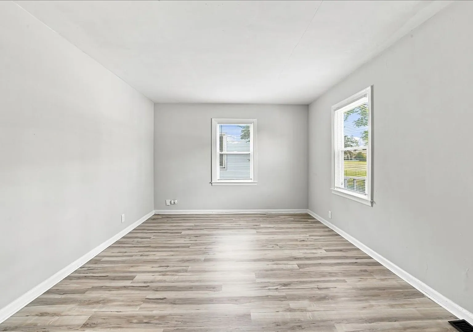 1518 Udell St - $1325.00/mo. — Photo 2