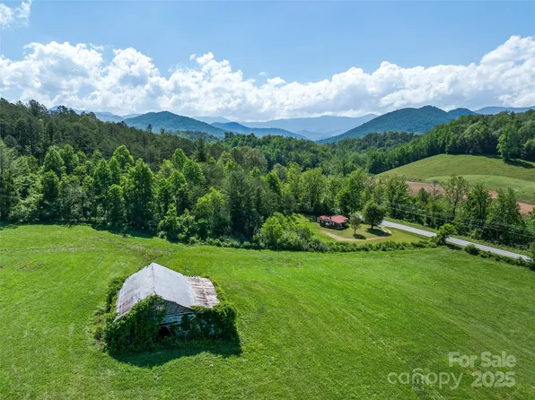 1384 Barnardsville Hwy, Barnardsville, NC 28709