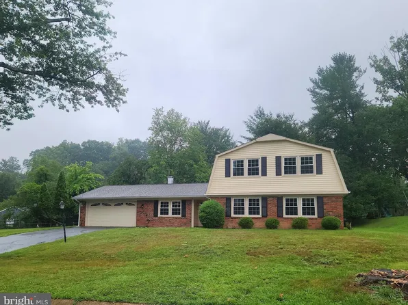 14008 Breeze Hill Ln, Silver Spring, MD 20906